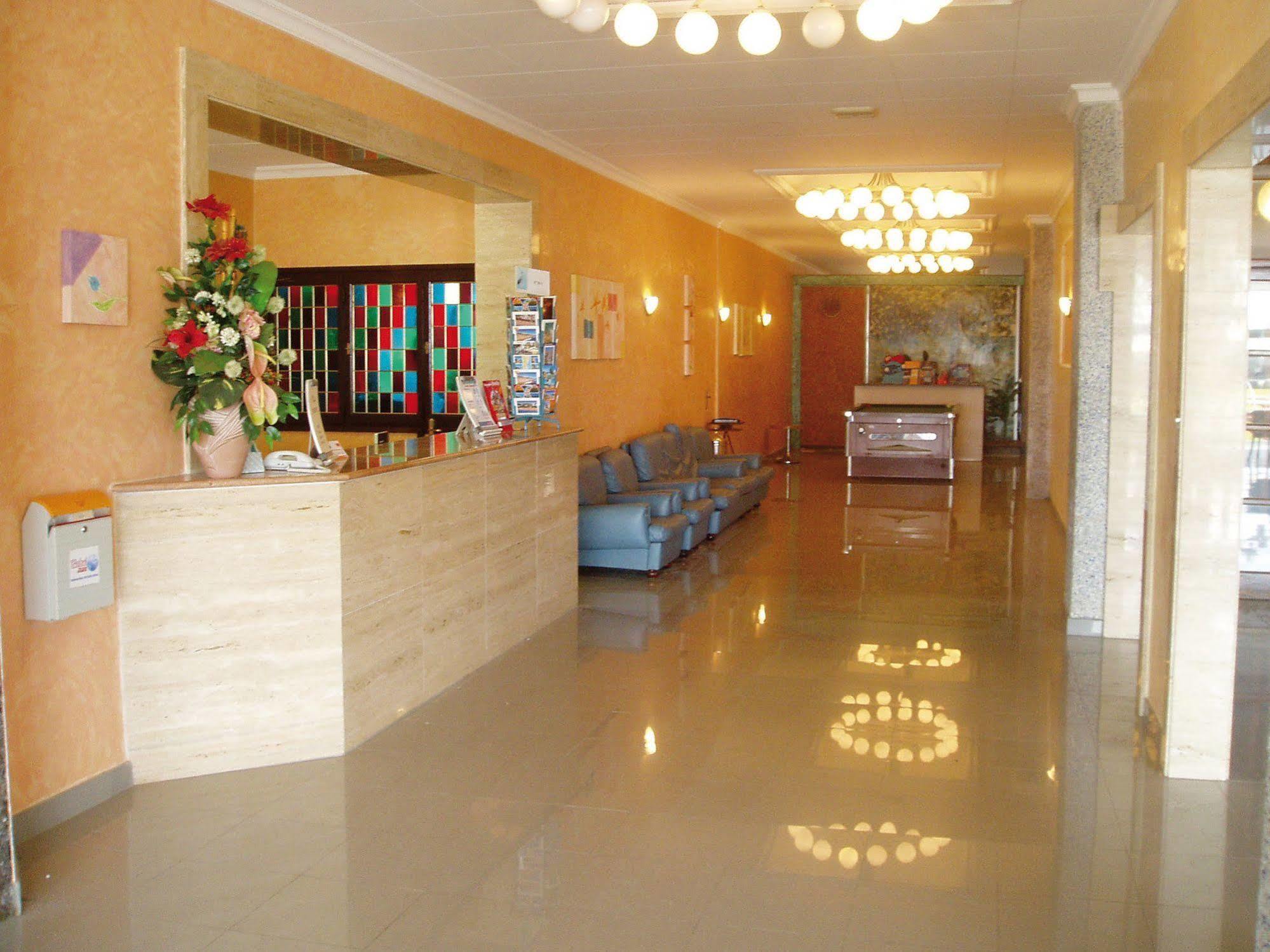 Hotel Fragata Calella Kültér fotó